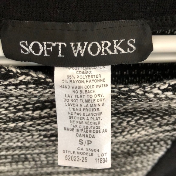 Top - Picture 3 of 4